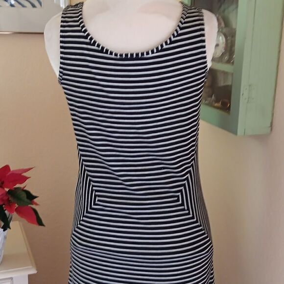 Everly Grey Striped Maxi Dress - Picture 7 of 9
